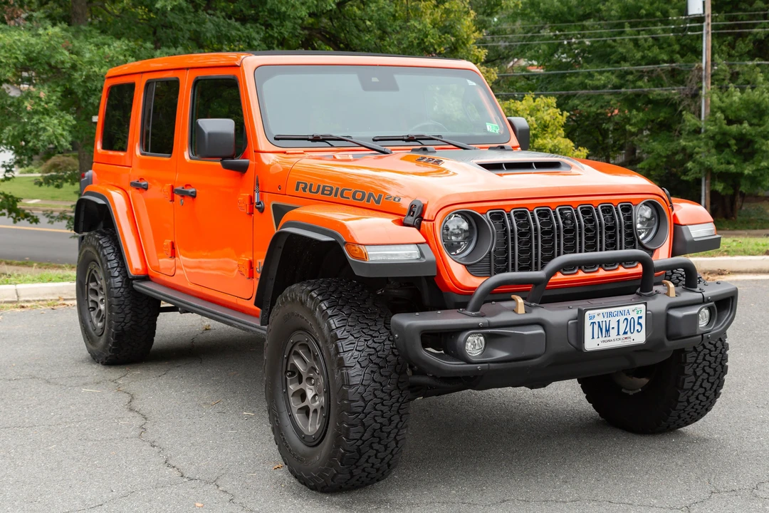 2023 Jeep JL Wrangler - Image 10 of 31