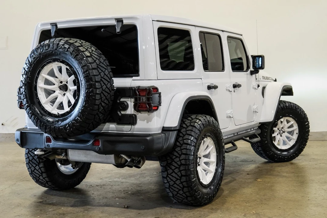 2023 Jeep JL Wrangler - Image 7 of 12