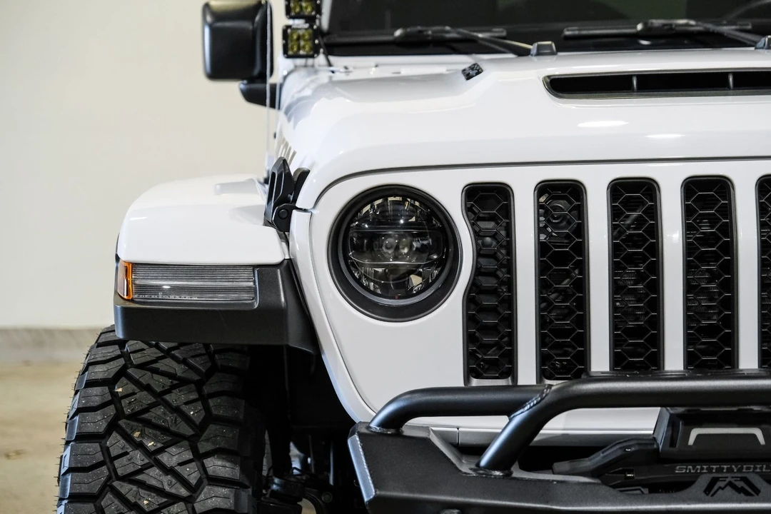 2023 Jeep JL Wrangler - Image 4 of 12