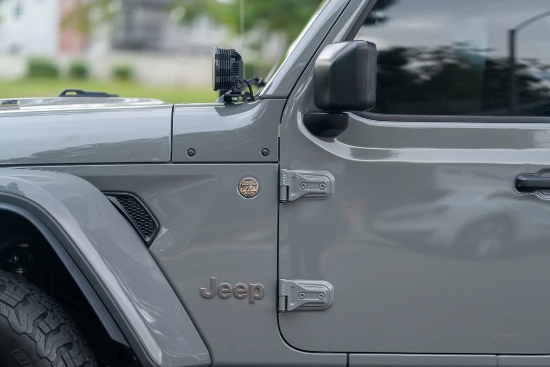 2023 Jeep JL Wrangler - Image 20 of 31