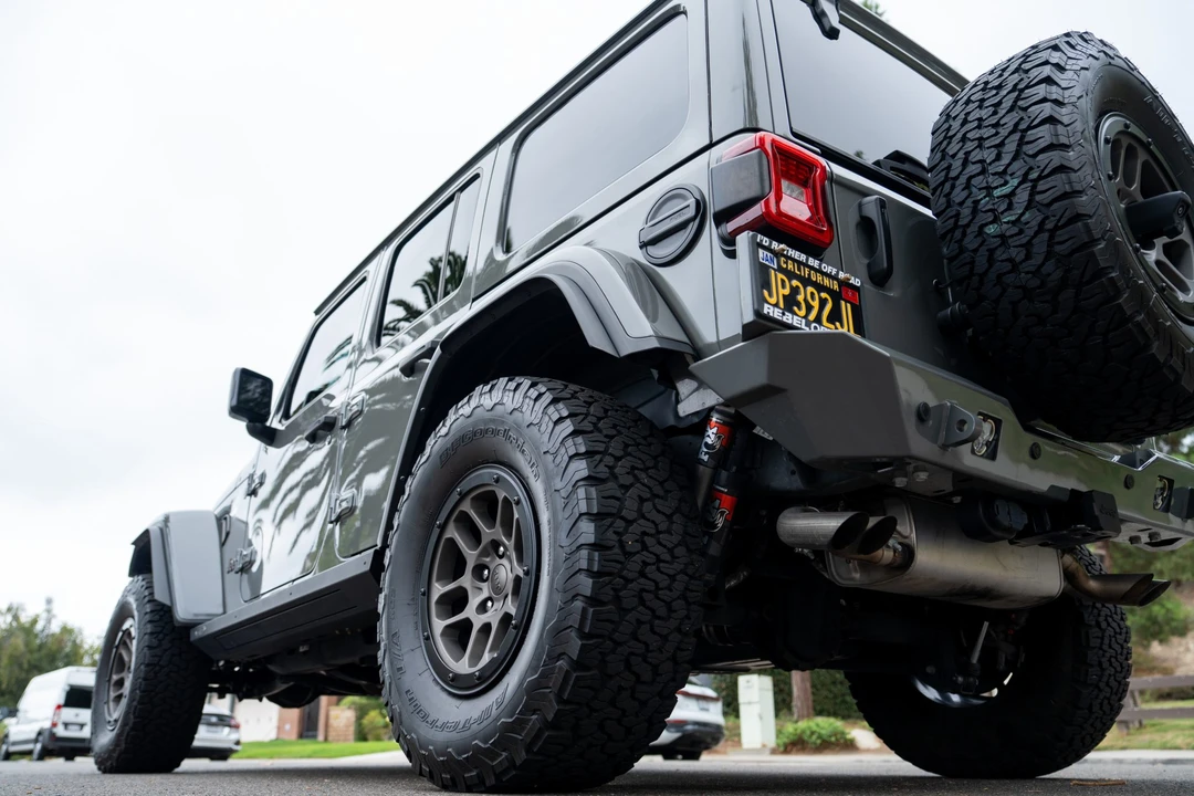 2023 Jeep JL Wrangler - Image 15 of 31