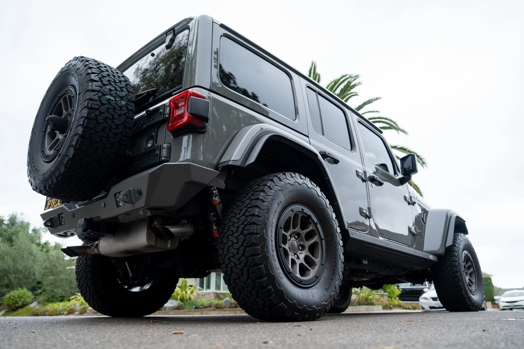 2023 Jeep JL Wrangler - Image 14 of 31