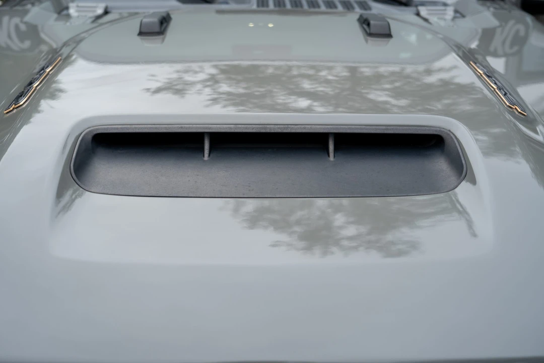 2023 Jeep JL Wrangler - Image 25 of 31