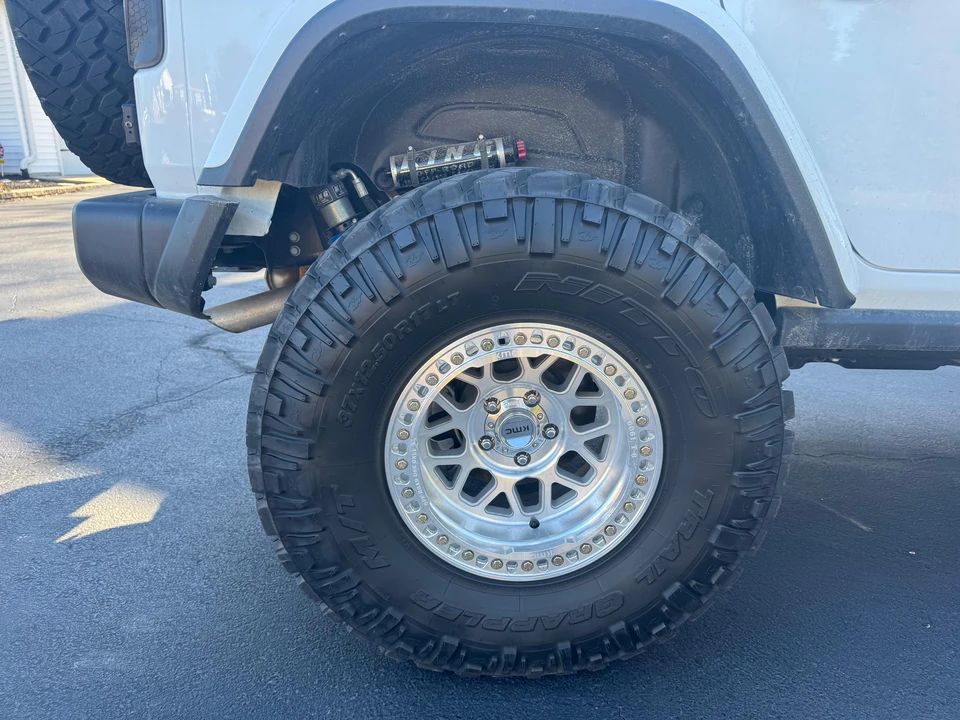 2023 Jeep JL Wrangler - Image 31 of 31