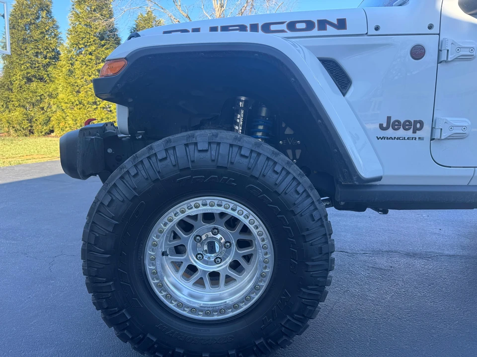 2023 Jeep JL Wrangler - Image 29 of 31