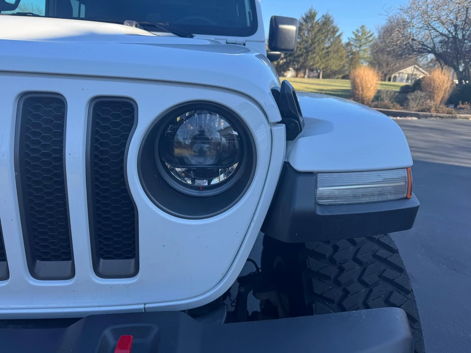 2023 Jeep JL Wrangler - Image 21 of 31