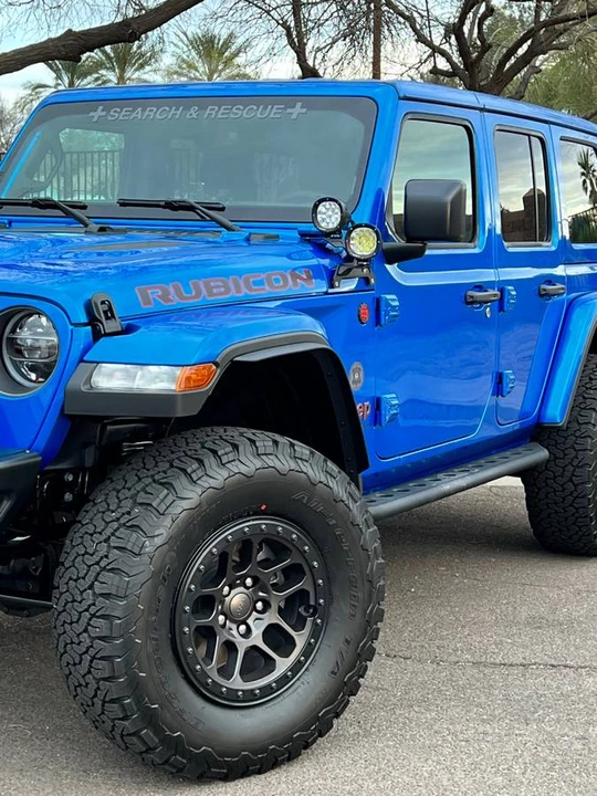 2023 Jeep JL Wrangler - Image 5 of 21