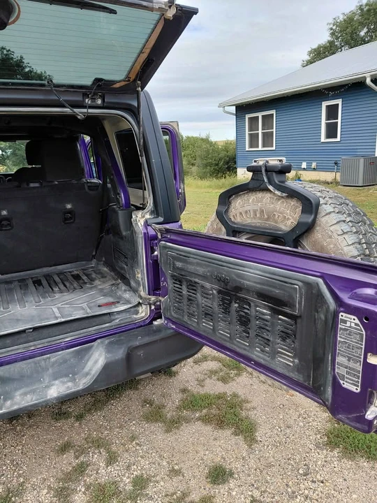 2023 Jeep JL Wrangler - Image 12 of 19