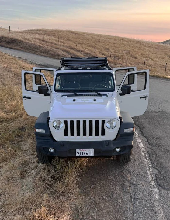 2023 Jeep JL Wrangler - Image 6 of 11