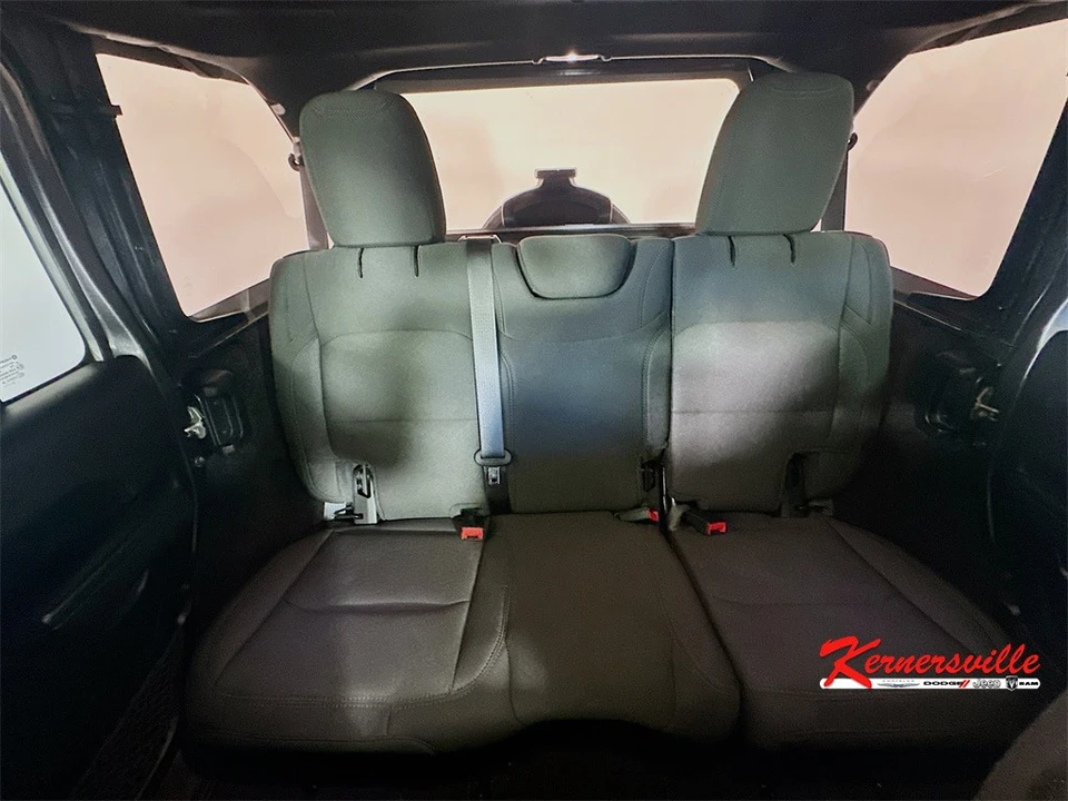 2023 Jeep JL Wrangler - Image 13 of 21