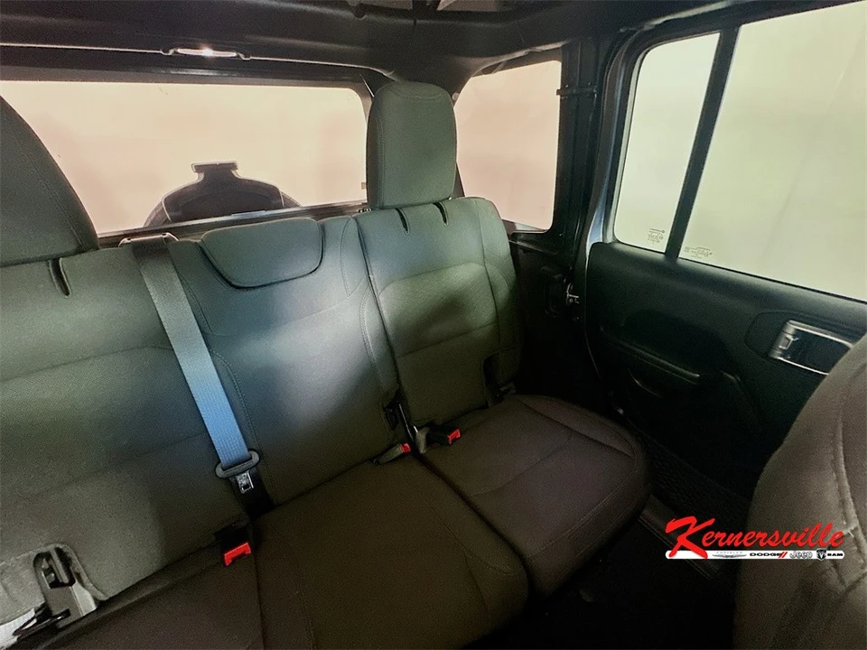 2023 Jeep JL Wrangler - Image 14 of 21