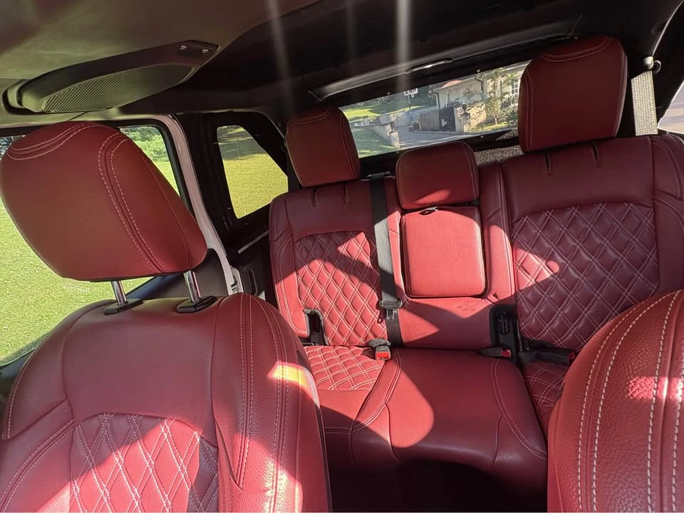 2023 Jeep JL Wrangler - Image 4 of 6