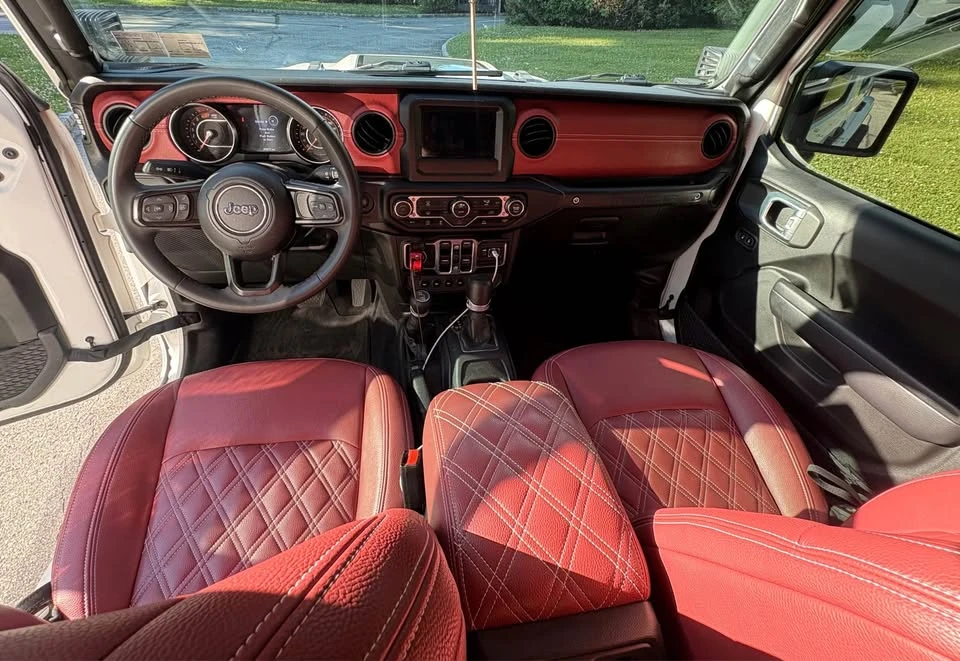 2023 Jeep JL Wrangler - Image 3 of 6