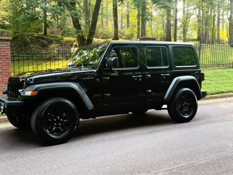2023 Jeep JL Wrangler - Image 4 of 14