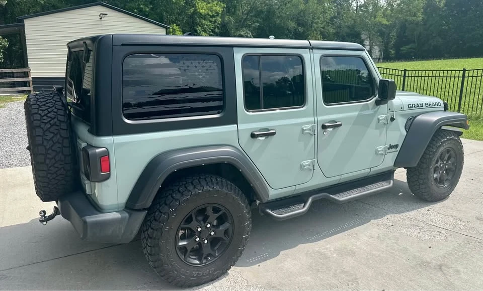 2023 Jeep JL Wrangler - Image 4 of 7