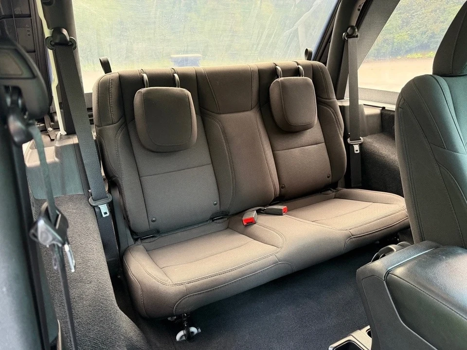 2023 Jeep JL Wrangler - Image 17 of 21