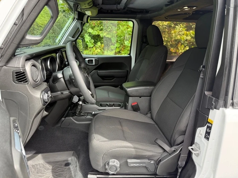 2023 Jeep JL Wrangler - Image 10 of 21