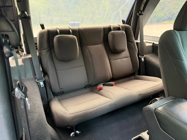 2023 Jeep JL Wrangler - Image 17 of 21