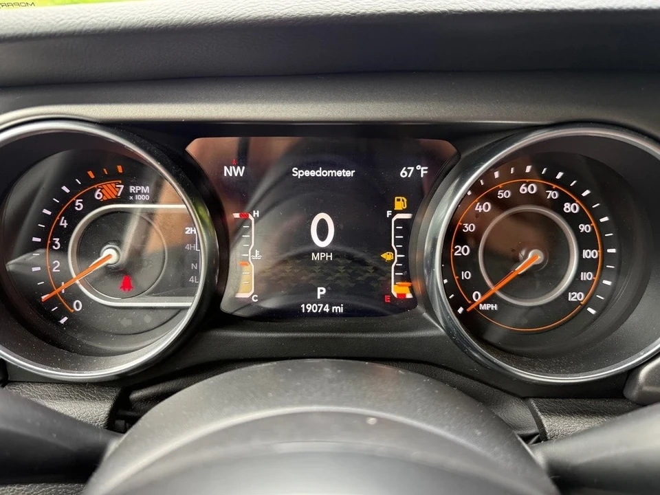 2023 Jeep JL Wrangler - Image 20 of 21