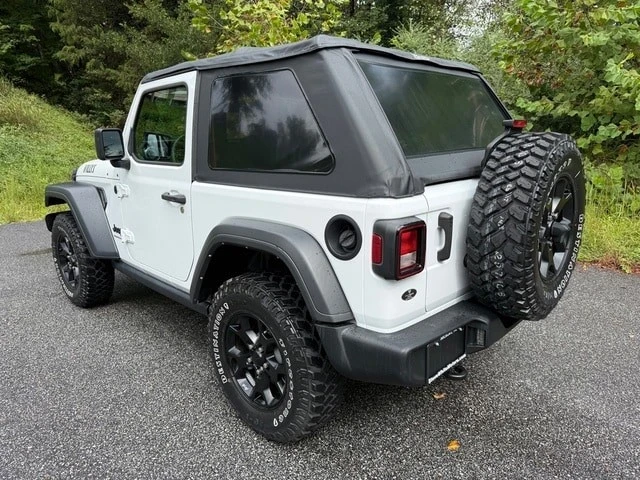 2023 Jeep JL Wrangler - Image 8 of 12