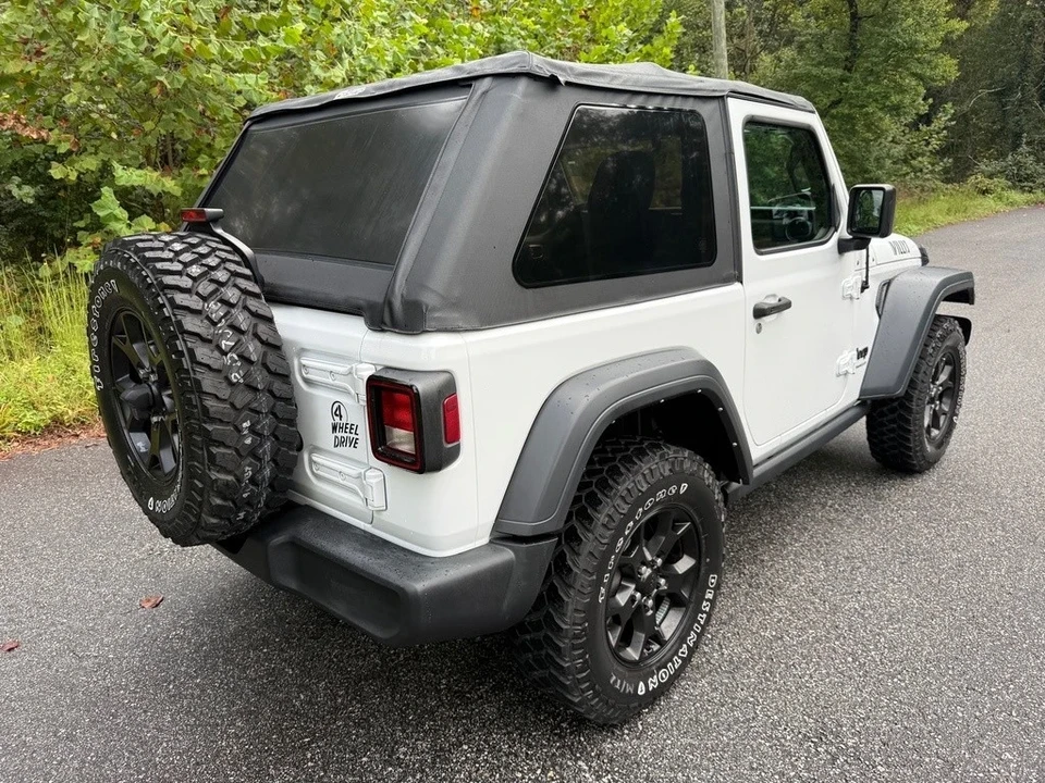2023 Jeep JL Wrangler - Image 6 of 21