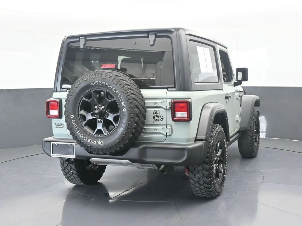 2023 Jeep JL Wrangler - Image 5 of 12