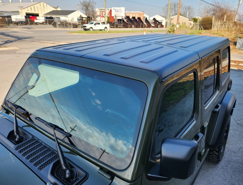 2023 Jeep JL Wrangler - Image 13 of 24
