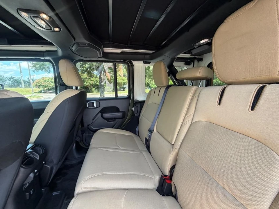 2023 Jeep JL Wrangler - Image 31 of 31