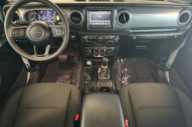 2023 Jeep JL Wrangler - Image 16 of 20