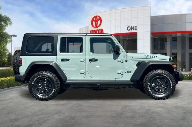 2023 Jeep JL Wrangler - Image 4 of 20