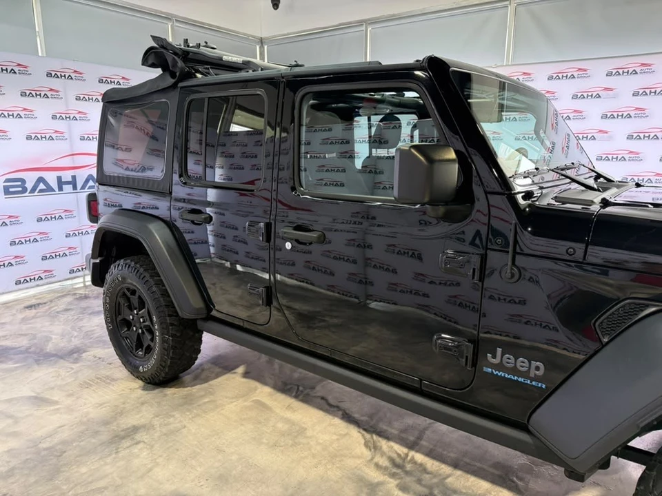 2023 Jeep JL Wrangler - Image 7 of 31