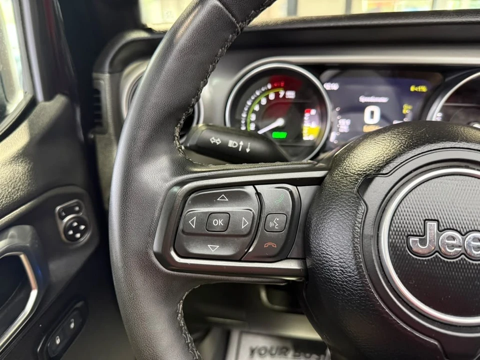 2023 Jeep JL Wrangler - Image 15 of 31