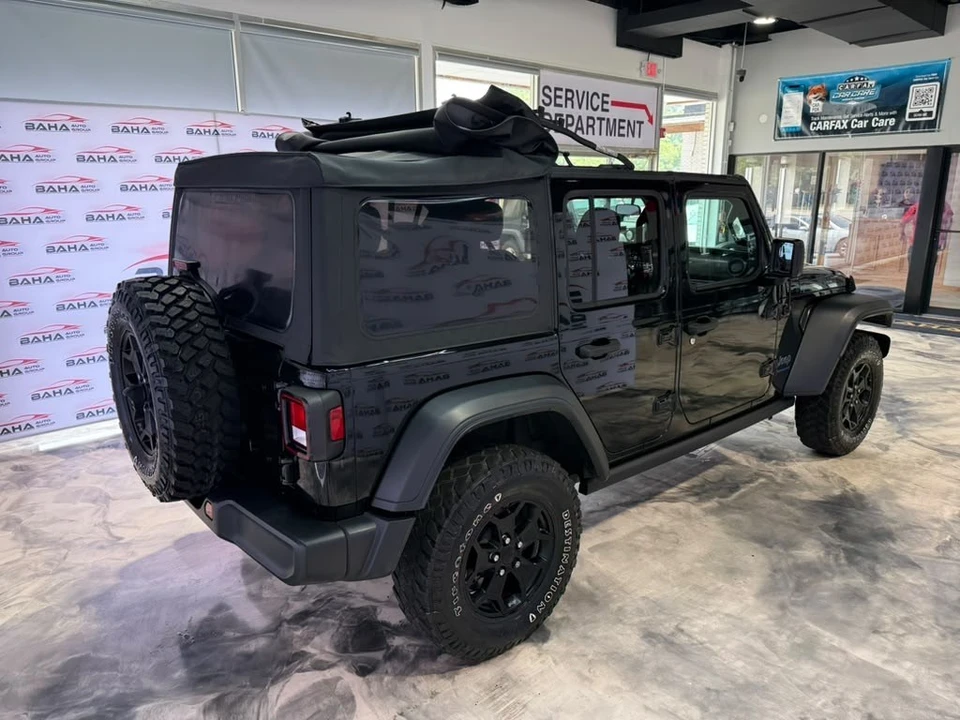 2023 Jeep JL Wrangler - Image 9 of 31
