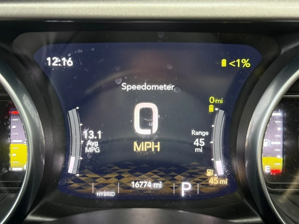 2023 Jeep JL Wrangler - Image 17 of 31
