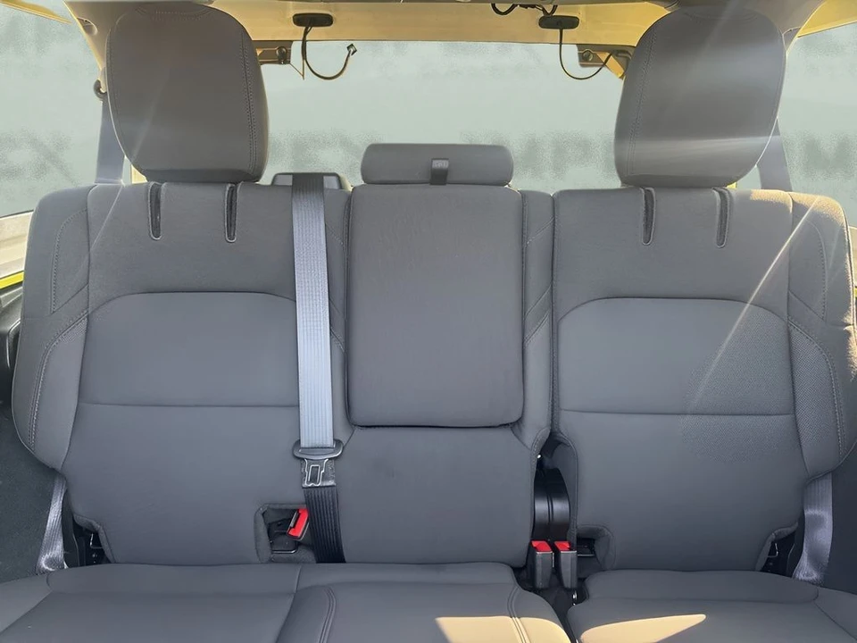 2023 Jeep JL Wrangler - Image 11 of 21