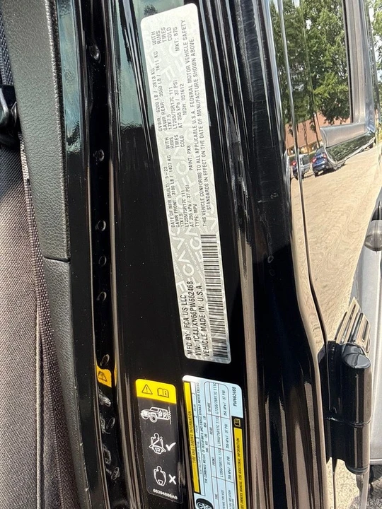 2023 Jeep JL Wrangler - Image 31 of 31