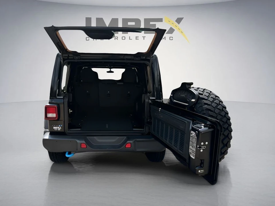 2023 Jeep JL Wrangler - Image 28 of 31