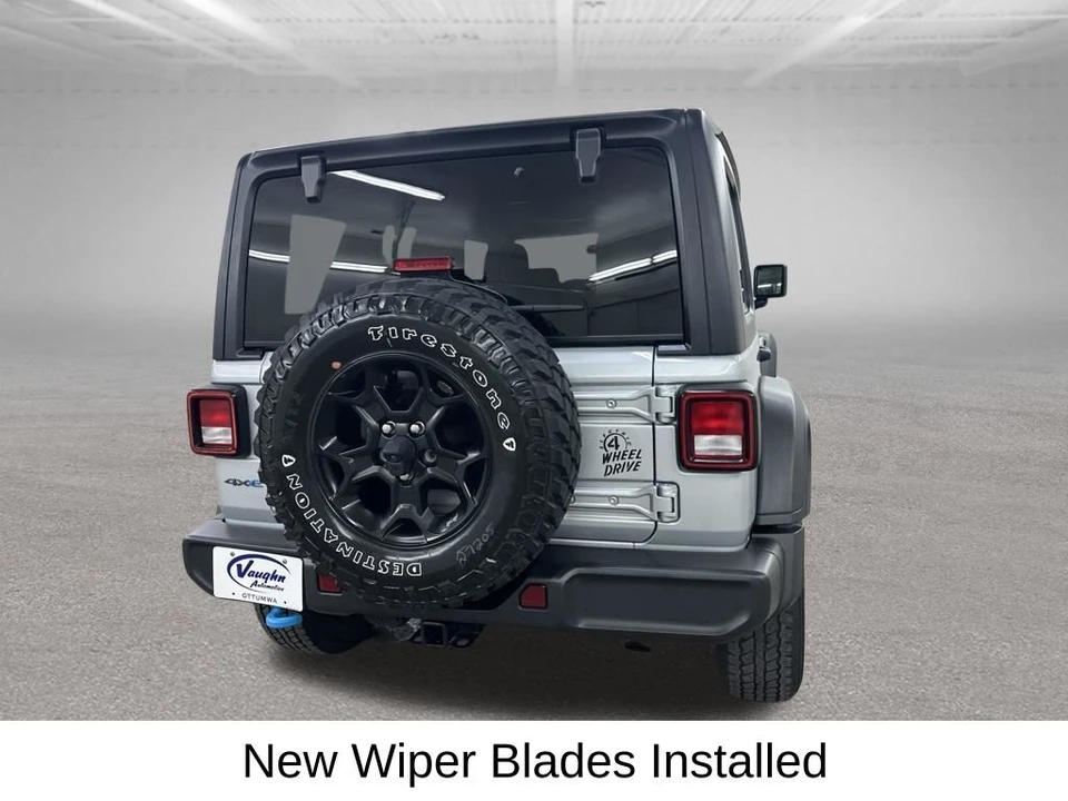 2023 Jeep JL Wrangler - Image 13 of 31