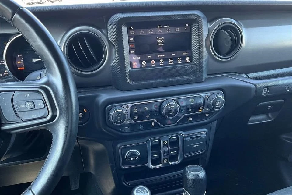 2023 Jeep JL Wrangler - Image 6 of 11