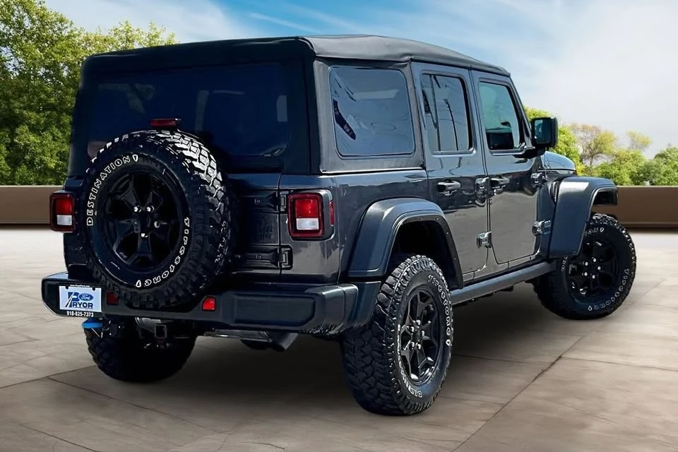 2023 Jeep JL Wrangler - Image 2 of 11