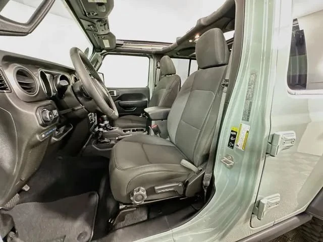 2023 Jeep JL Wrangler - Image 4 of 20