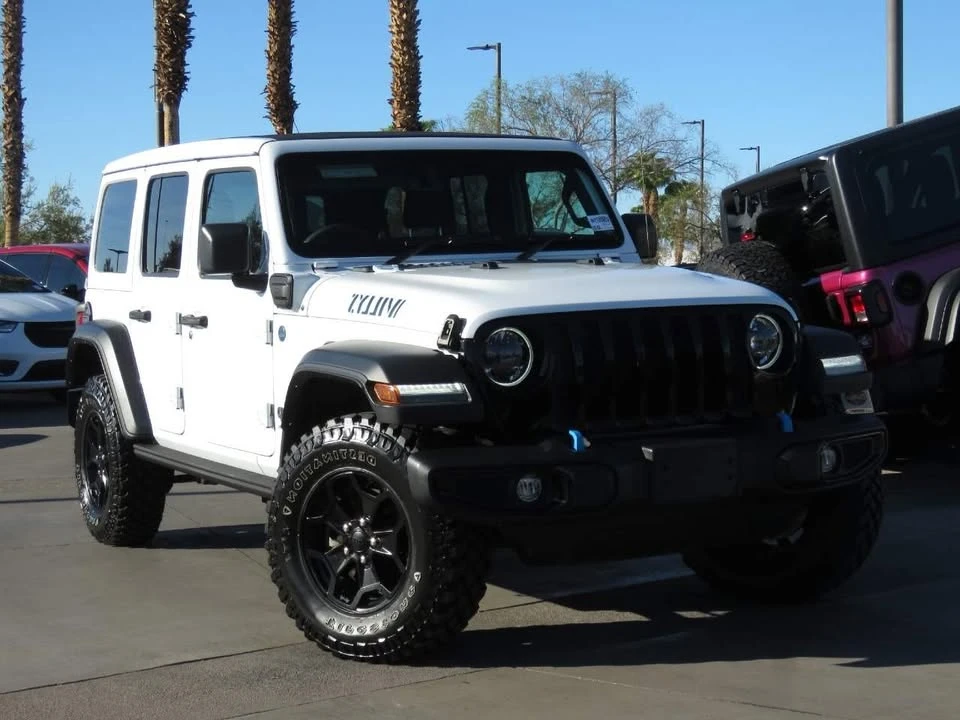 2023 Jeep JL Wrangler - Image 3 of 12
