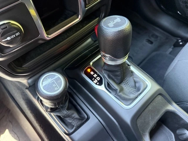2023 Jeep JL Wrangler - Image 22 of 26