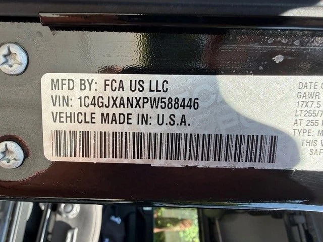 2023 Jeep JL Wrangler - Image 26 of 26