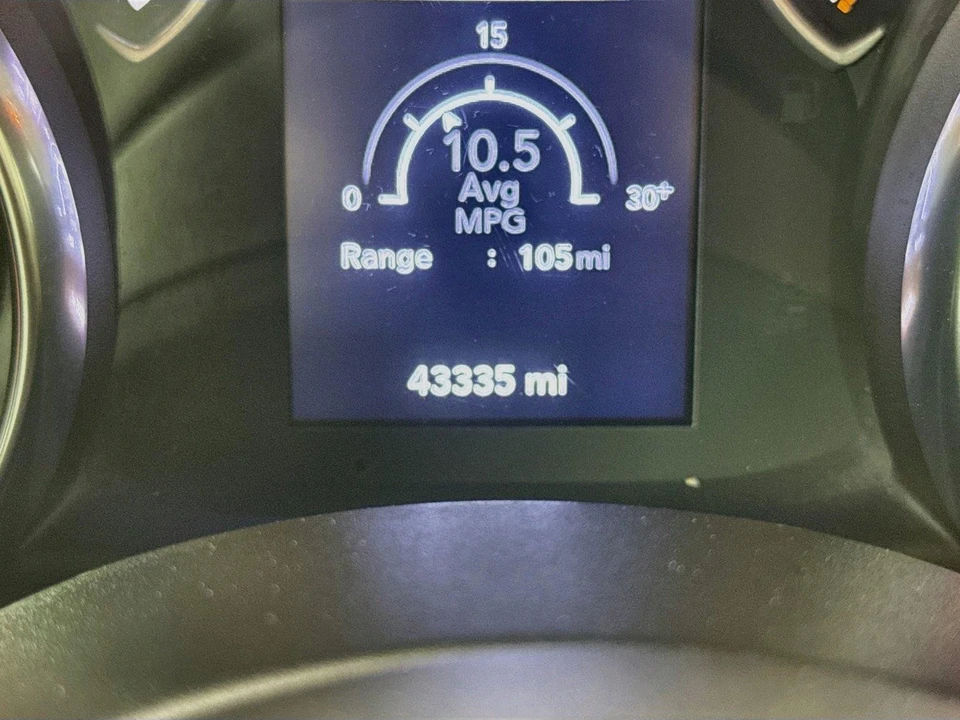 2023 Jeep JL Wrangler - Image 12 of 31