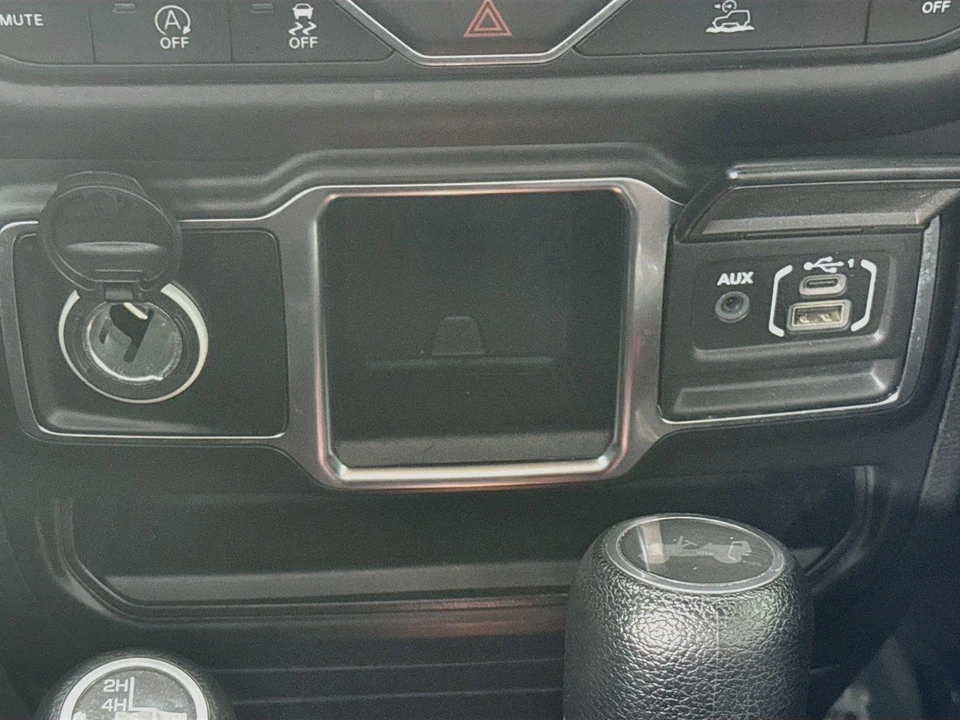 2023 Jeep JL Wrangler - Image 22 of 31