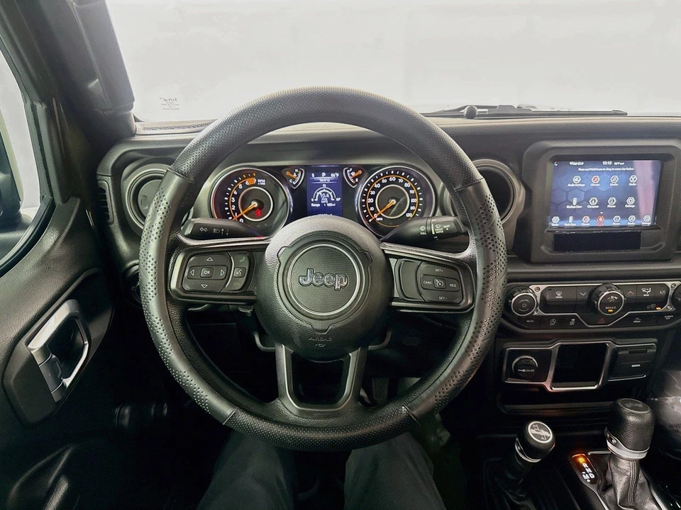 2023 Jeep JL Wrangler - Image 11 of 31