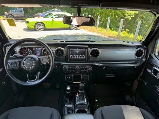 2023 Jeep JL Wrangler - Image 10 of 27