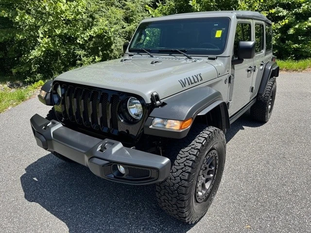 2023 Jeep JL Wrangler - Image 2 of 27