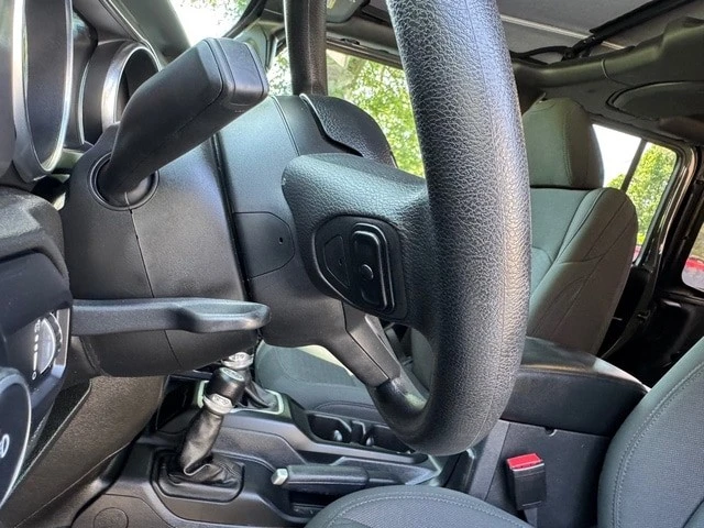 2023 Jeep JL Wrangler - Image 13 of 27
